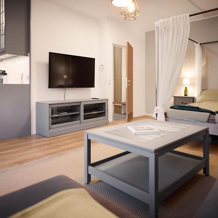 Apartament Ausg'Steckt - Wine Flat Modling - Great Location Zewnętrze zdjęcie